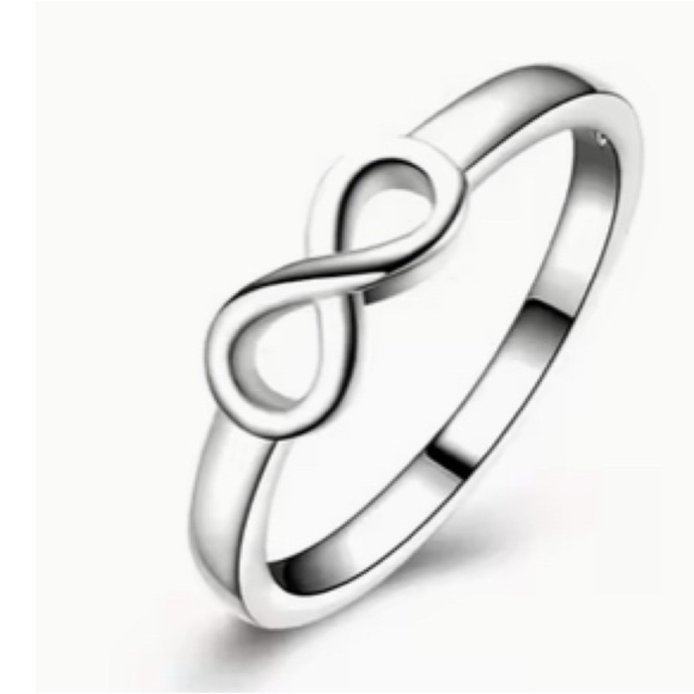 Elegant Silver Infinity Ring Size 8 or 9